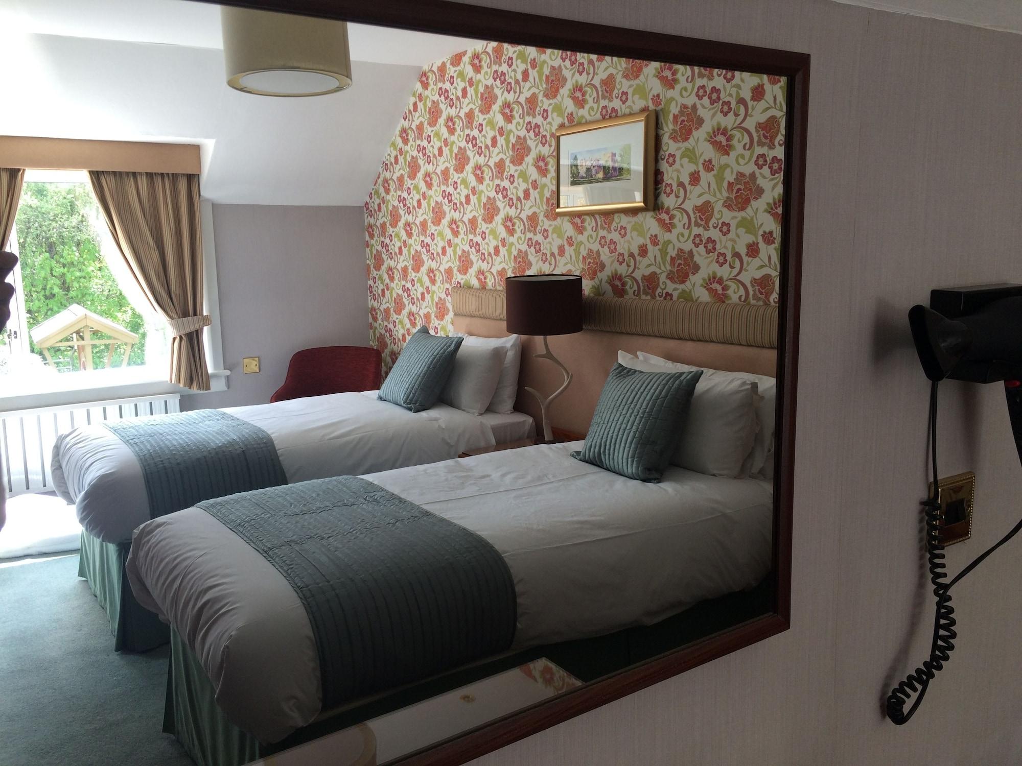 The Stronlossit Inn Fort William Bagian luar foto
